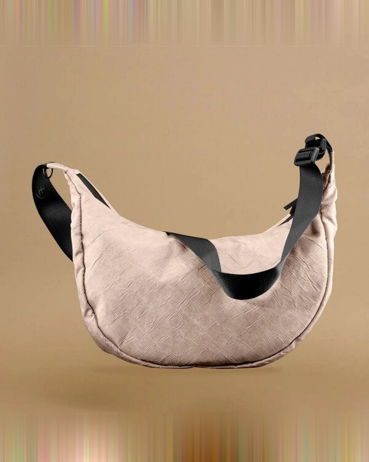 Airpaq Moonbag aus Autoschrott – Ansicht 3