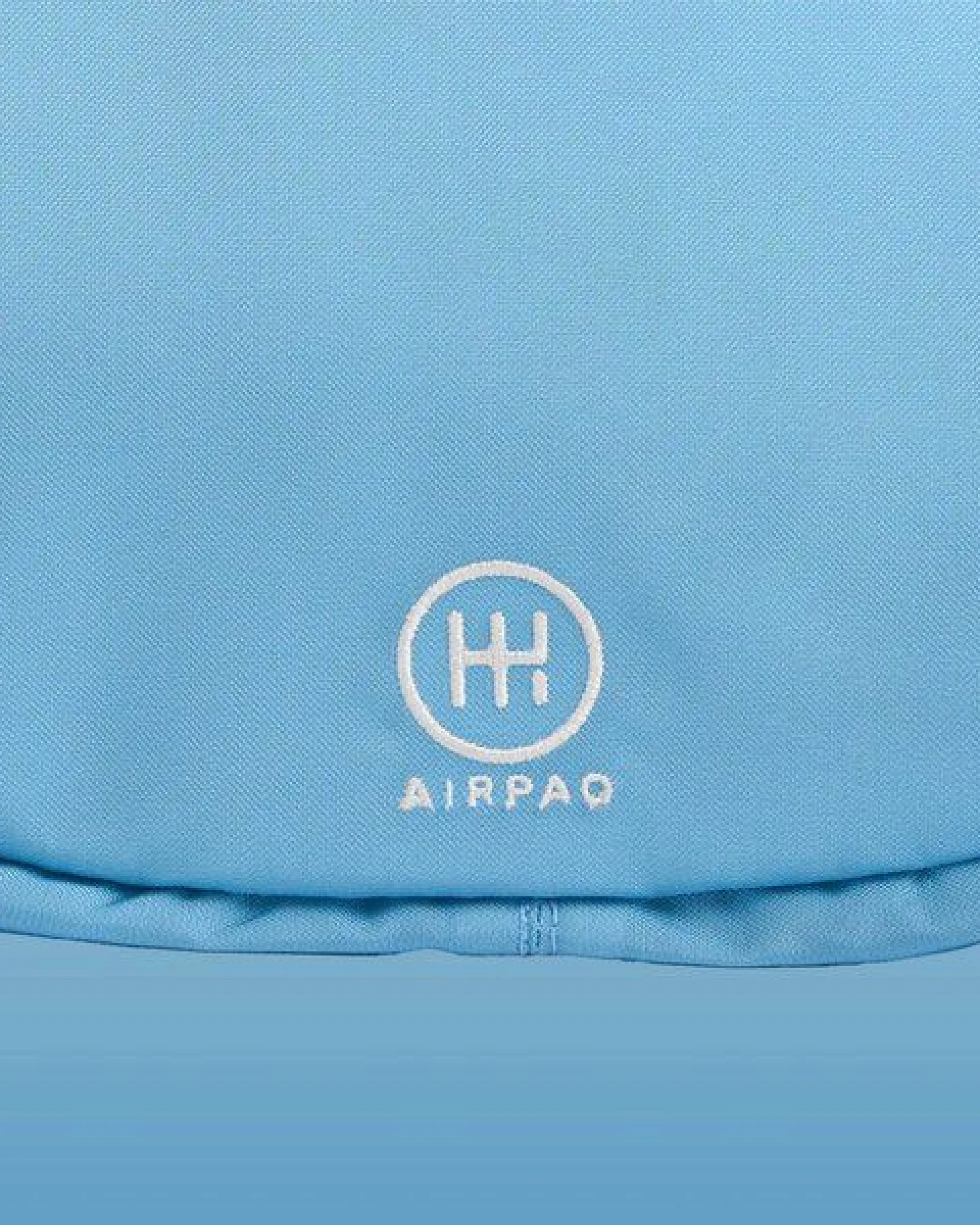 Airpaq Moonbag aus Autoschrott – Ansicht 2