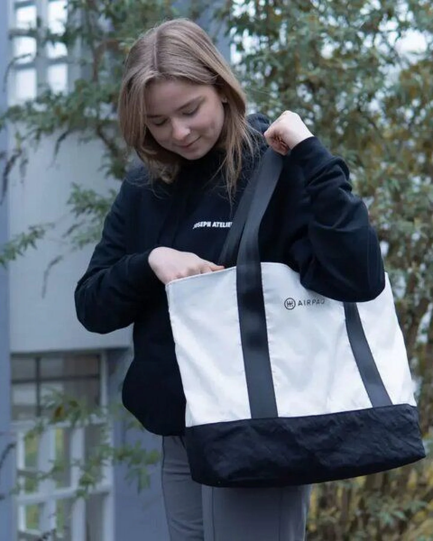 Airpaq Shopper aus Autoschrott – Ansicht 2