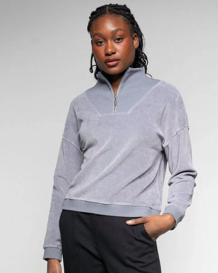 Alma & Lovis Sportiver Troyer aus softer Organic Cotton