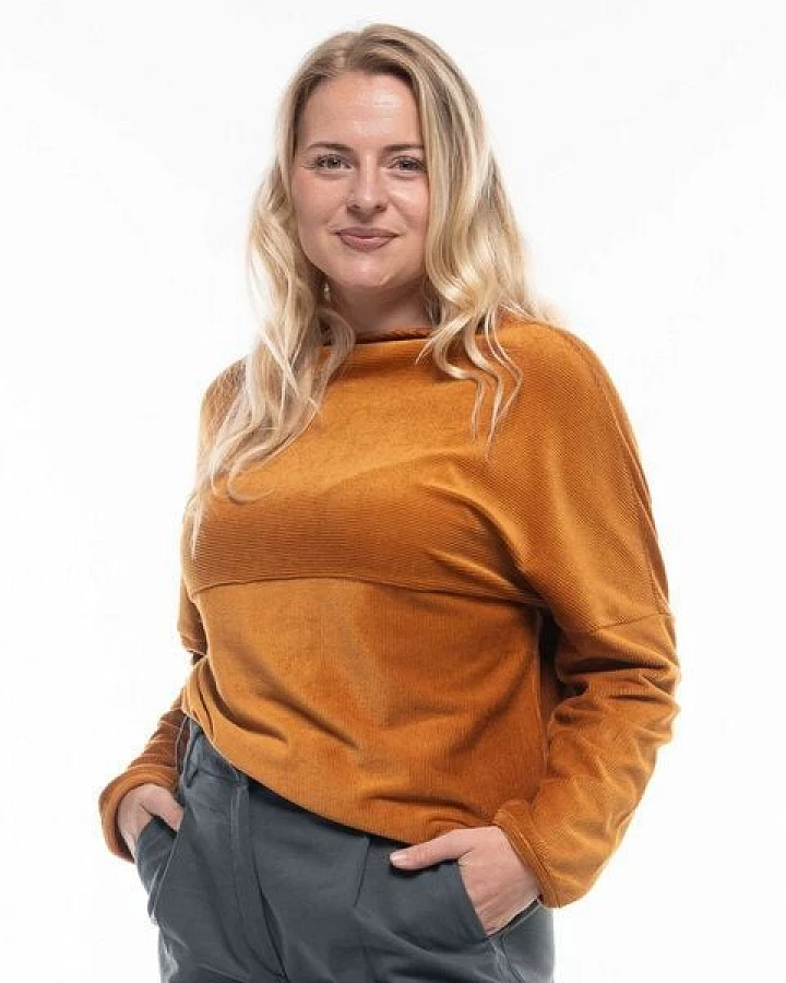 Alma & Lovis Edel-Feincord Pullover mit Turtleneck aus Bio-Baumwolle