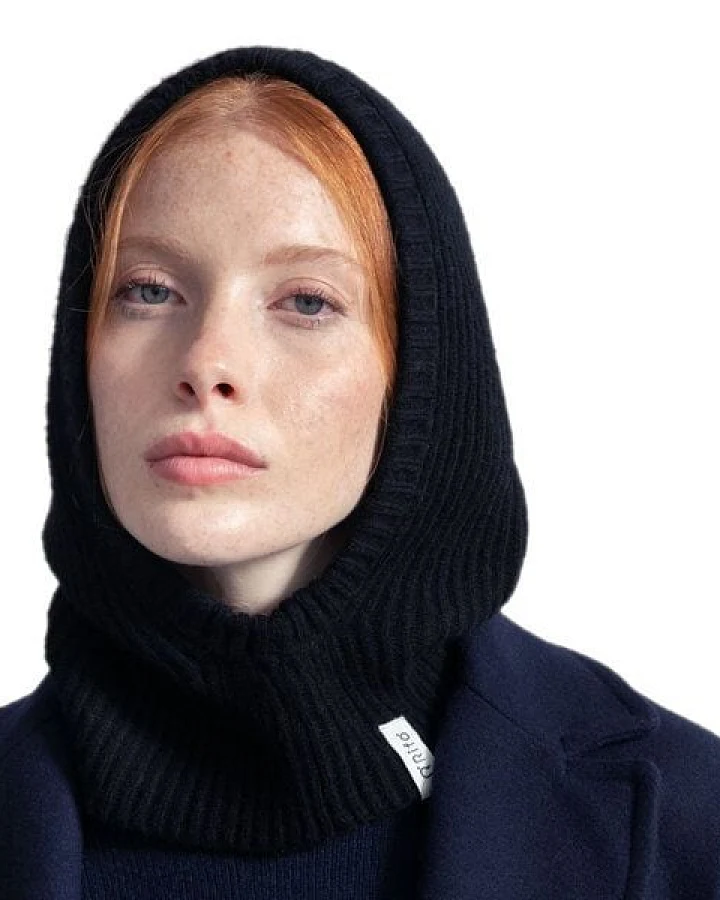 Rifò - Circular Fashion Made in Italy Kapuzenschal/ Balaclava aus Recycelter Kaschmirwolle