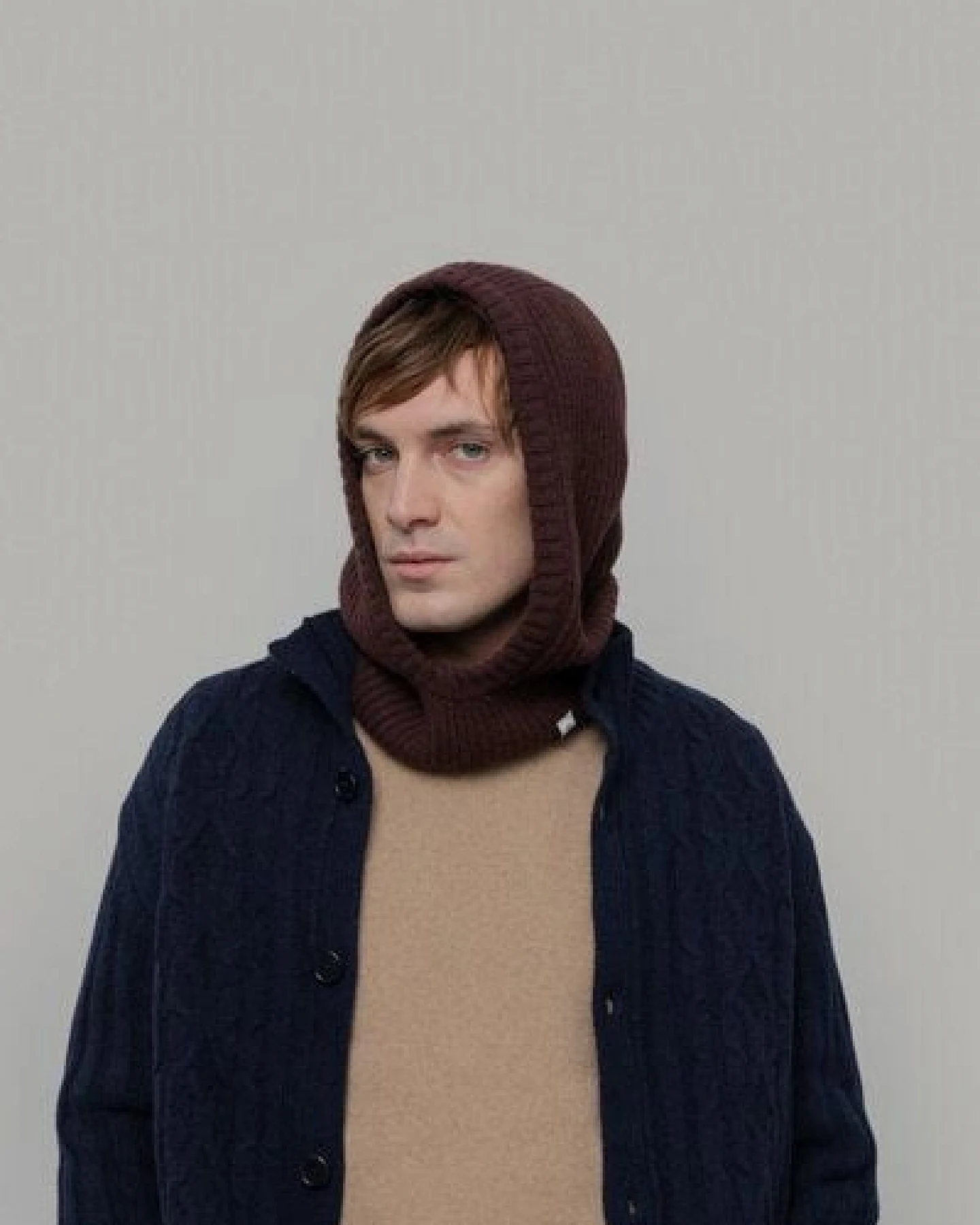 Rifò - Circular Fashion Made in Italy Kapuzenschal/ Balaclava aus Recycelter Kaschmirwolle – Ansicht 3