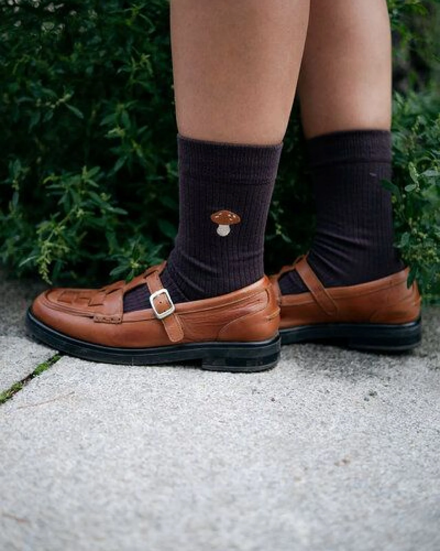 MELA Gerippte Socken Stickerei 1 Paar – Ansicht 3