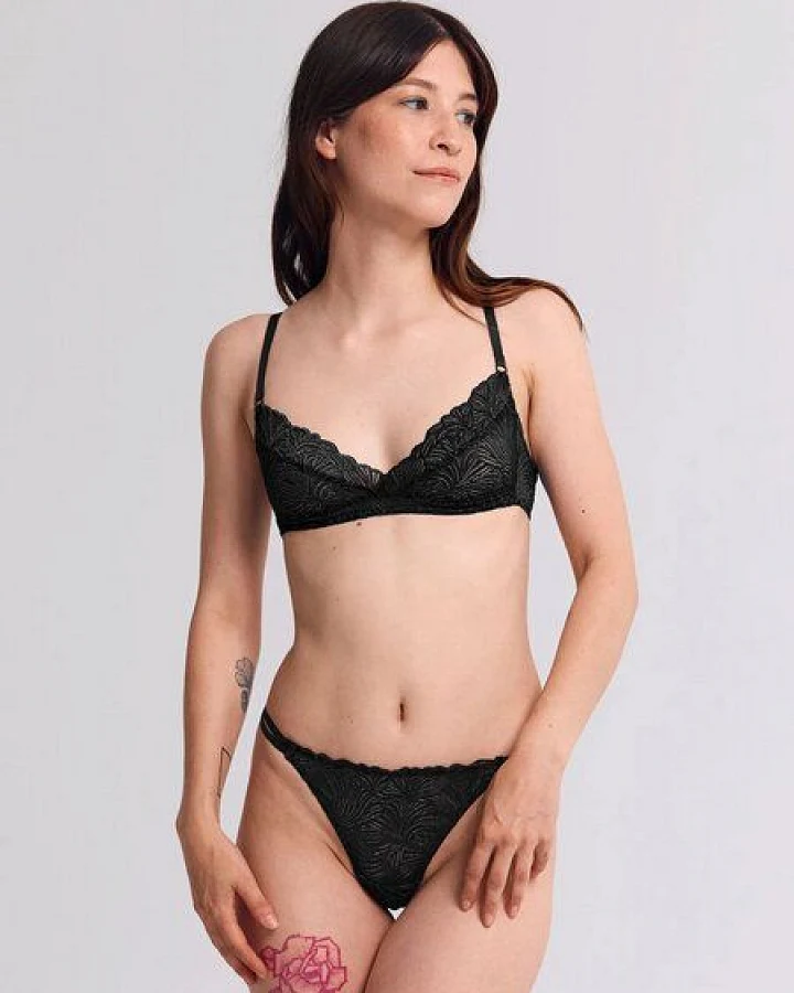 erlich textil Fluid Lace String mit Spitze, made in Europe