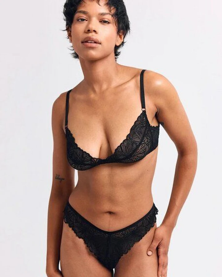 erlich textil Fluid Lace Brazil String mit Spitze, made in Europe