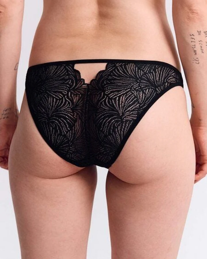 erlich textil Fluid Lace Slip mit Spitze aus recyceltem Polyamid, made in Europe