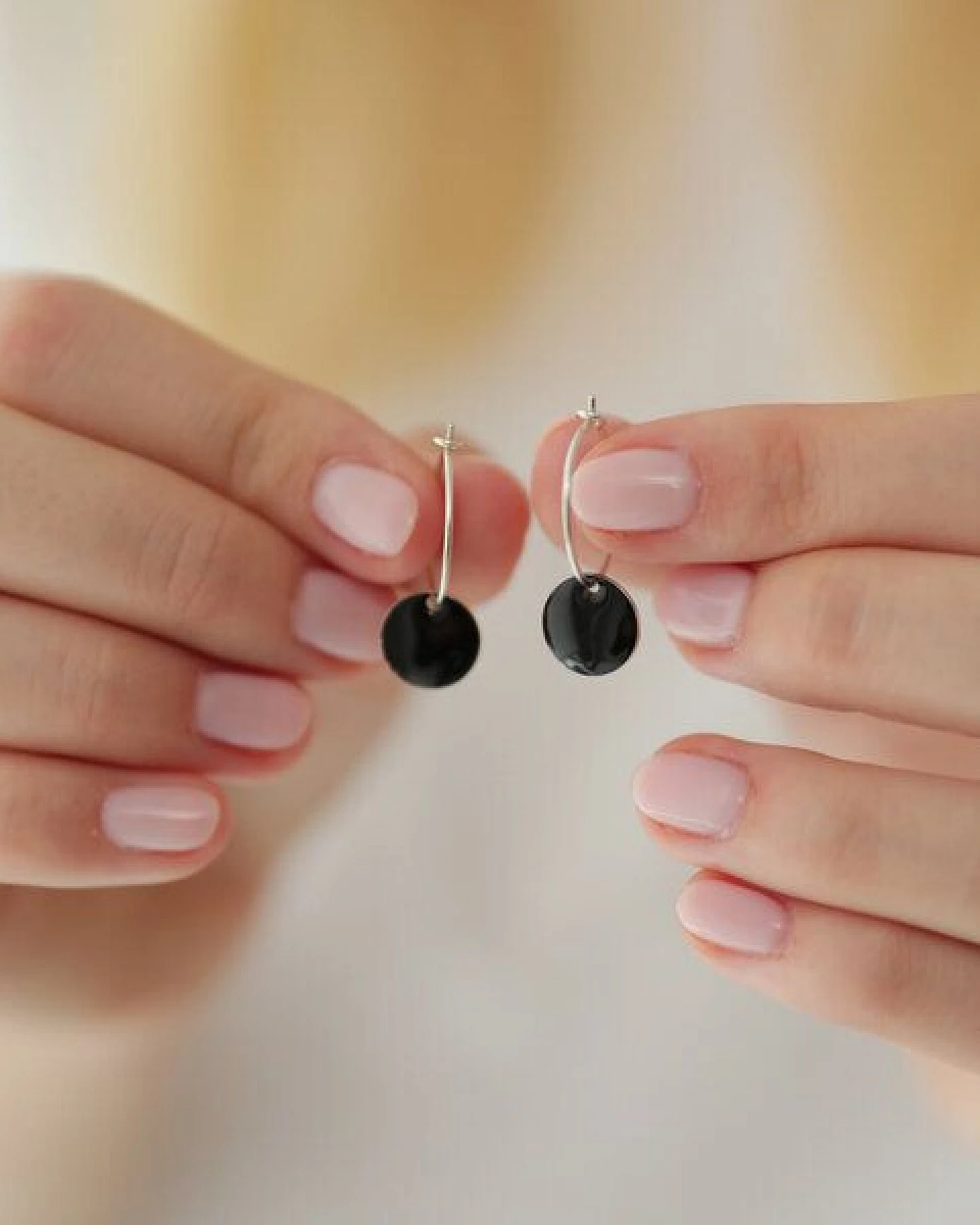 BELLYBIRD Jewellery Ohrringe - emailliertes Plättchen, Anhänger aus Silber mit Emaille – Ansicht 3