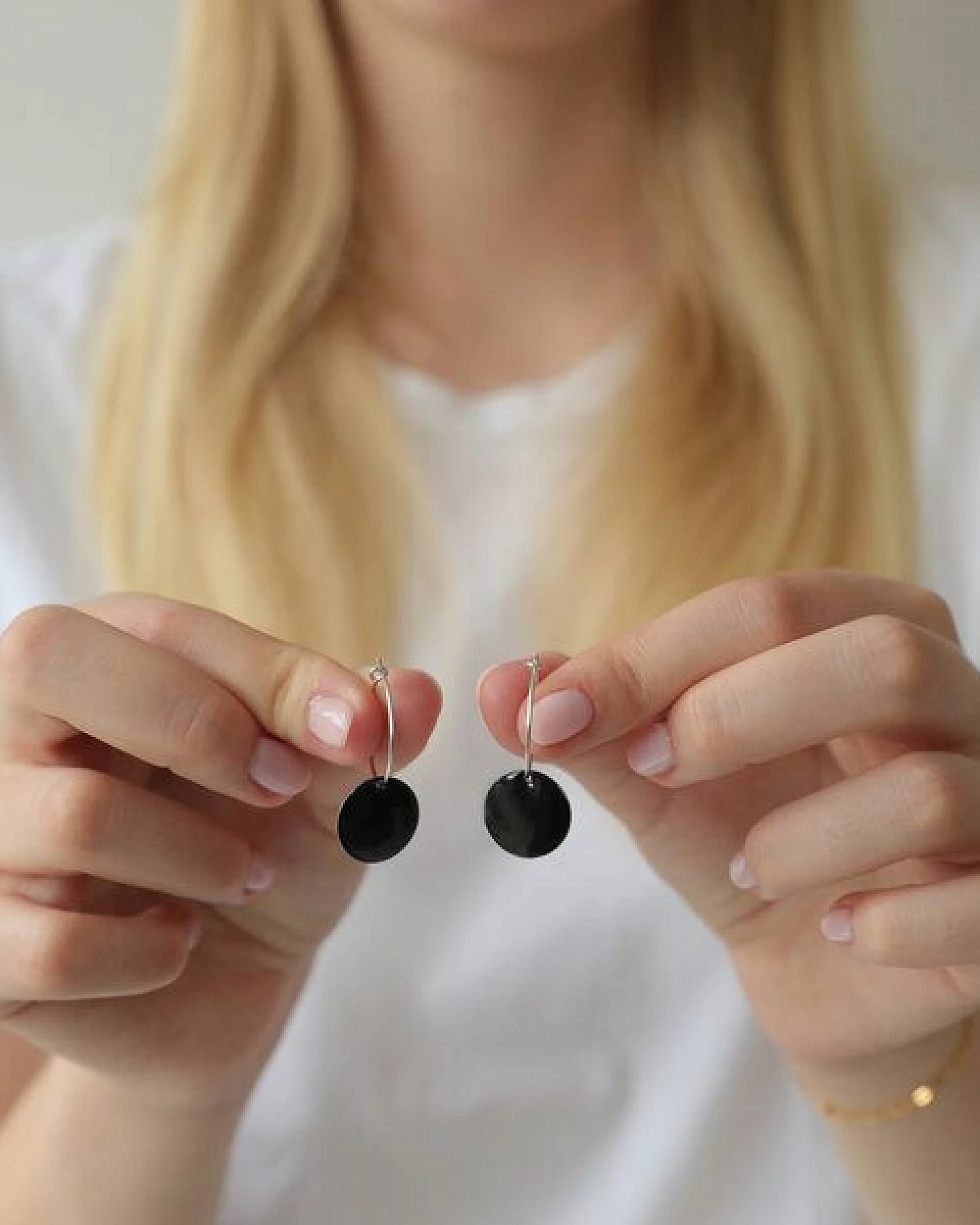 BELLYBIRD Jewellery Ohrringe - emailliertes Plättchen, Anhänger aus Silber mit Emaille – Ansicht 3
