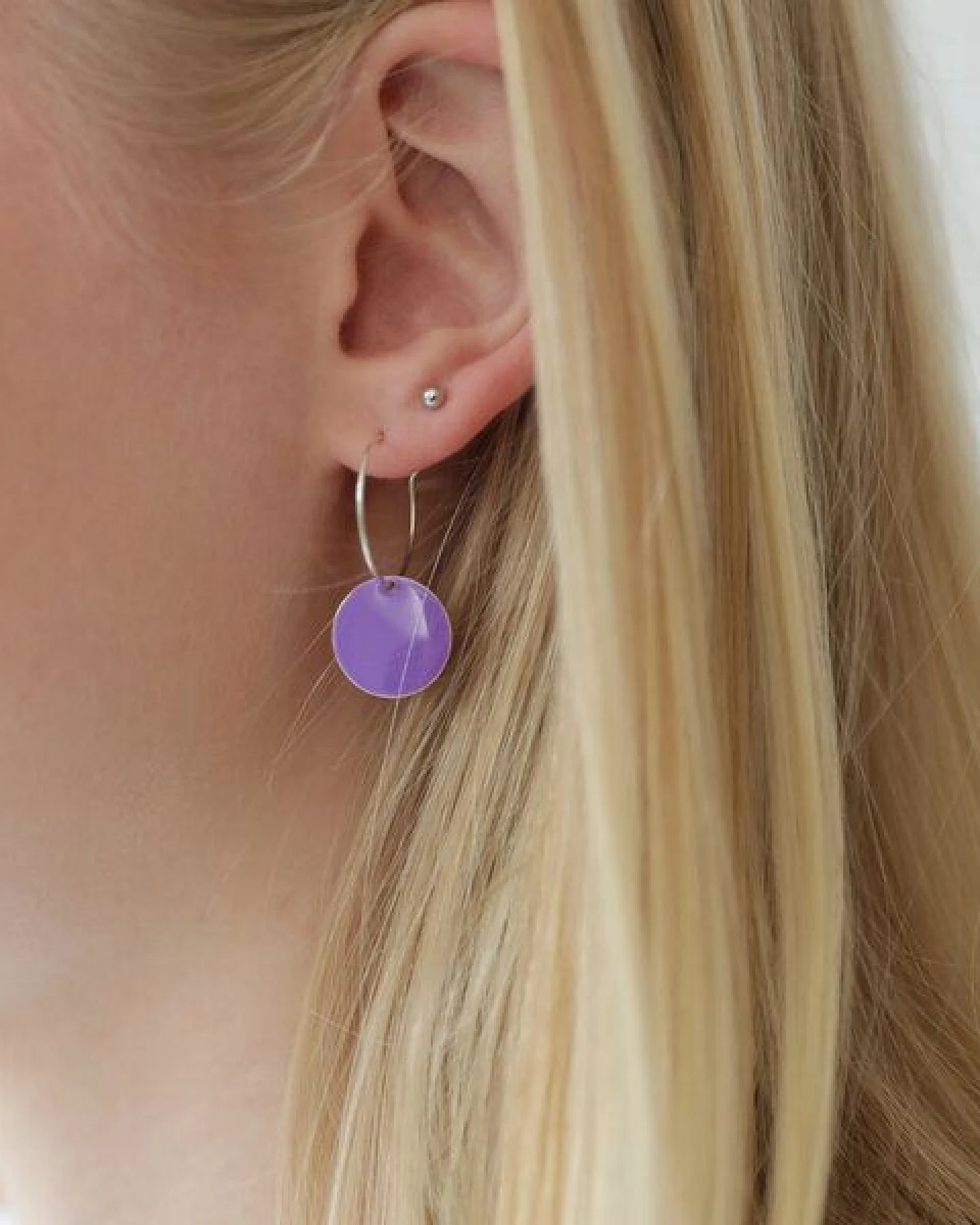 BELLYBIRD Jewellery Ohrringe - emailliertes Plättchen, Anhänger aus Silber mit Emaille – Ansicht 3