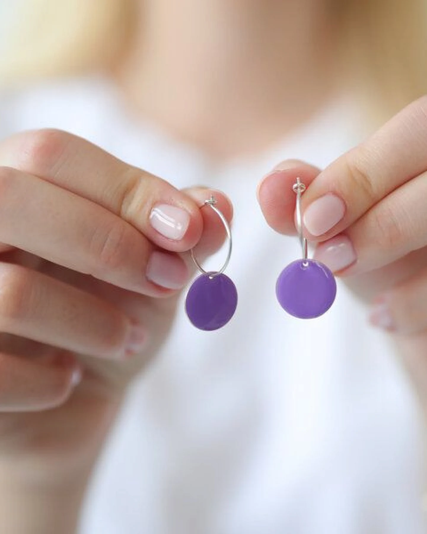 BELLYBIRD Jewellery Ohrringe - emailliertes Plättchen, Anhänger aus Silber mit Emaille – Ansicht 4