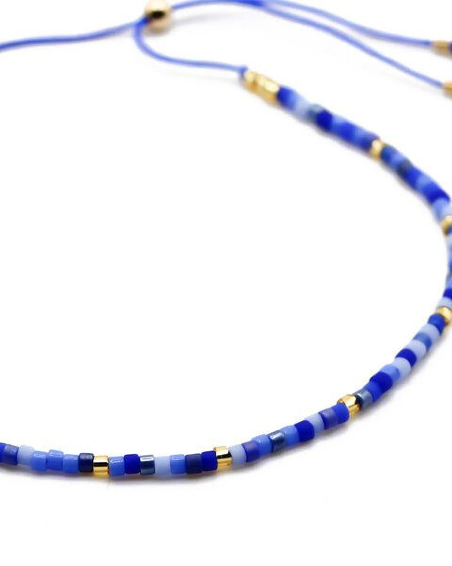 juni Zartes, blaues Perlenarmband "Azul Mix" mit goldenen Highlights – Ansicht 2