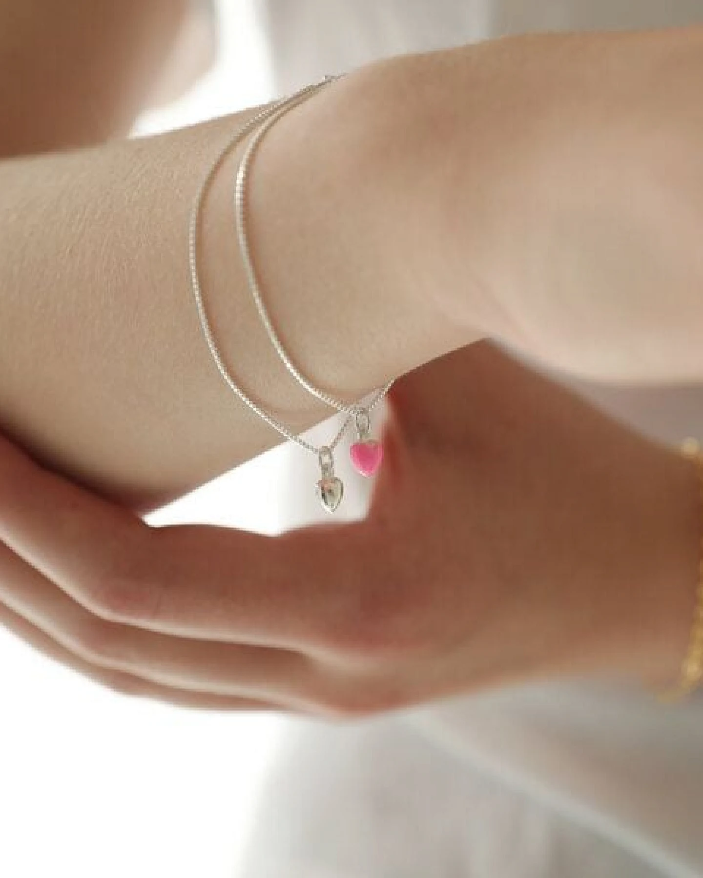 BELLYBIRD Jewellery Armband - kleines Herz, Anhänger/ Silber/ Silber emailliert/ Silber vergoldet – Ansicht 3