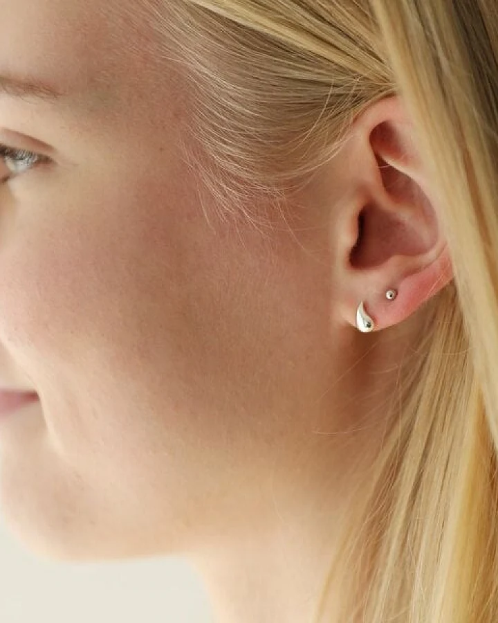 BELLYBIRD Jewellery OHRSTECKER - kleiner Tropfen, wasserfest, Silber 925/ vergoldet