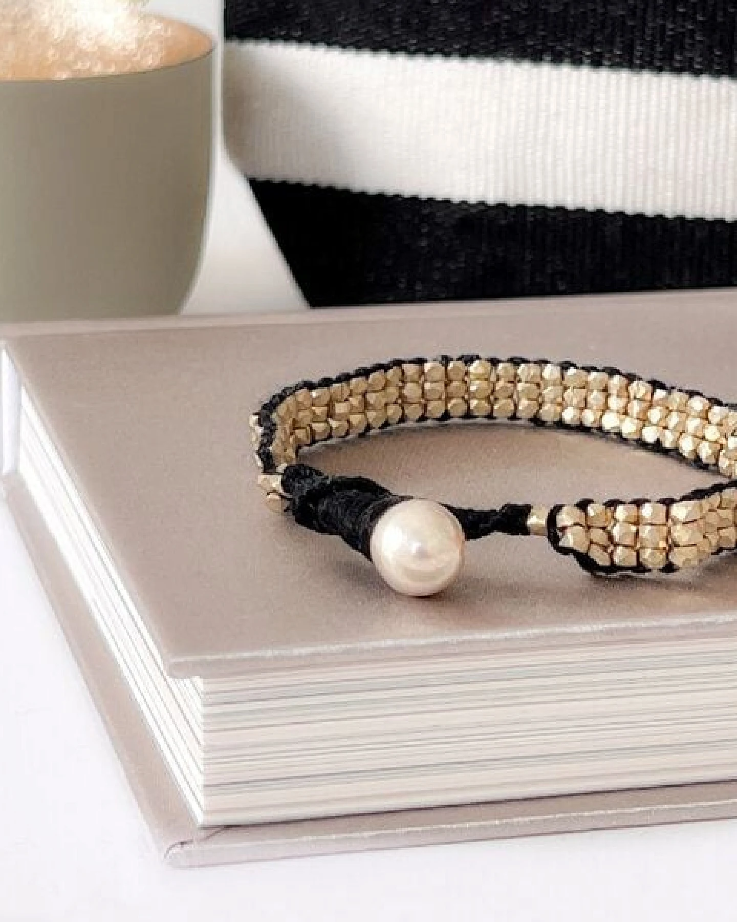 KIKOONI Dokra Armband "Thin Snake" – Ansicht 2