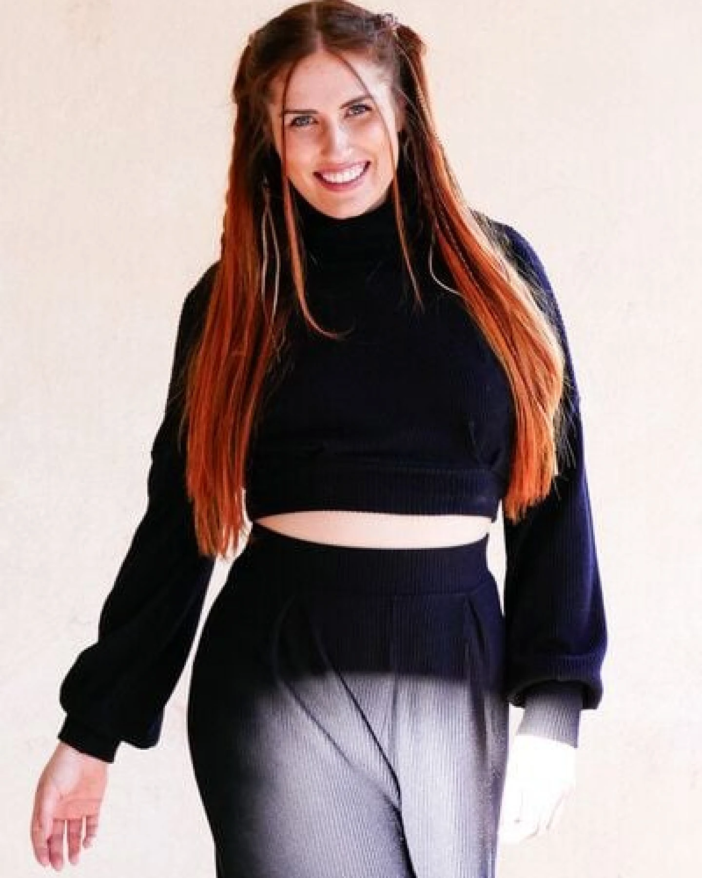 Vivien Joy Kurzer Rollkragenpullover - Aila Crop Pulli – Ansicht 4