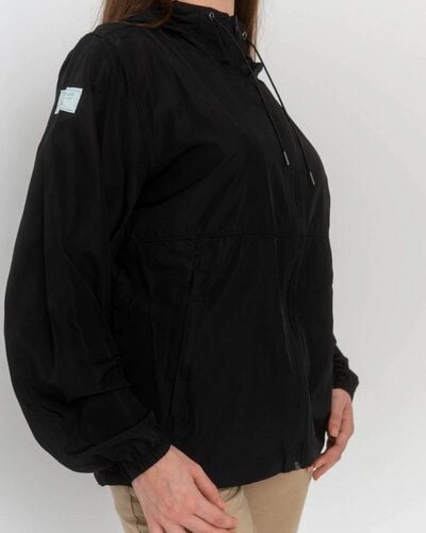 Greener Aerides leichte Windjacke mit Kapuze aus recyceltem Material – Ansicht 4
