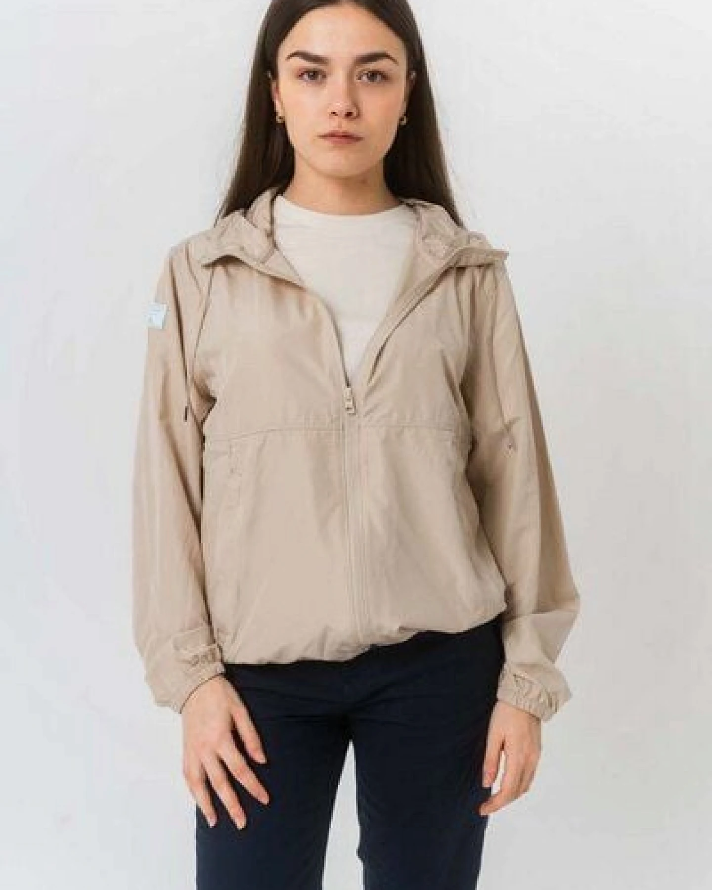 Greener Aerides leichte Windjacke mit Kapuze aus recyceltem Material – Ansicht 4