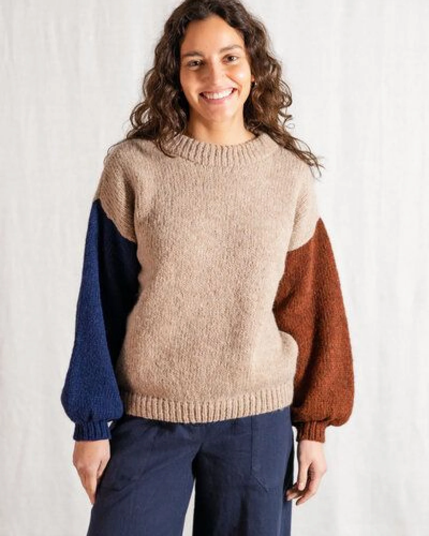 Jyoti - Fair Works Baby-Alpaka Strickpullover Lupuna – Ansicht 2