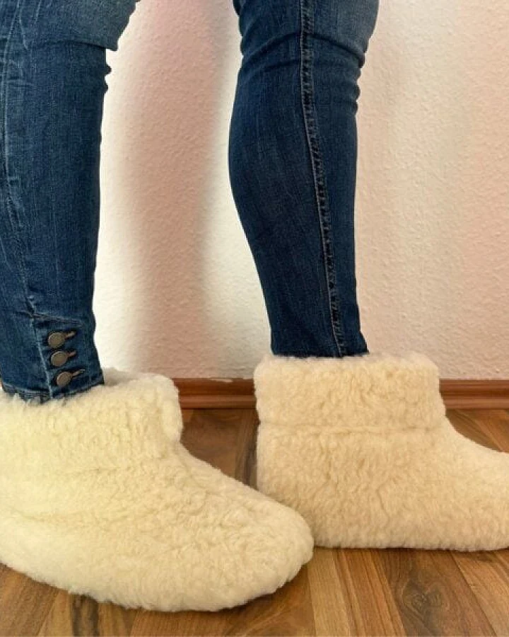 Home & Joy Hüttenschuhe hohe Hausschuhe Schaf-wolle warm Herbst Winter unisex