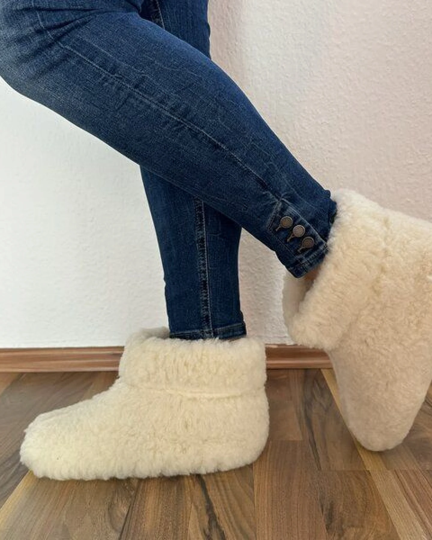 Home & Joy Hüttenschuhe hohe Hausschuhe Schaf-wolle warm Herbst Winter unisex – Ansicht 4