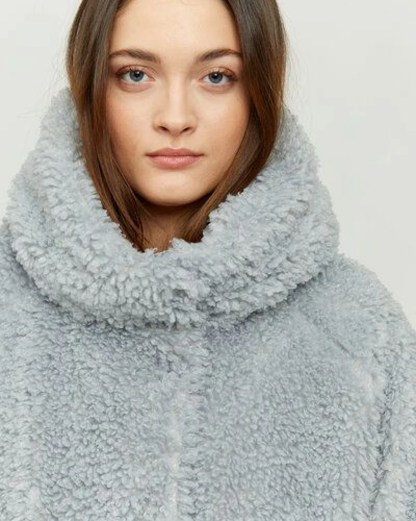 Mazine Manti Coat - Veganer Daunenmantel – Ansicht 4