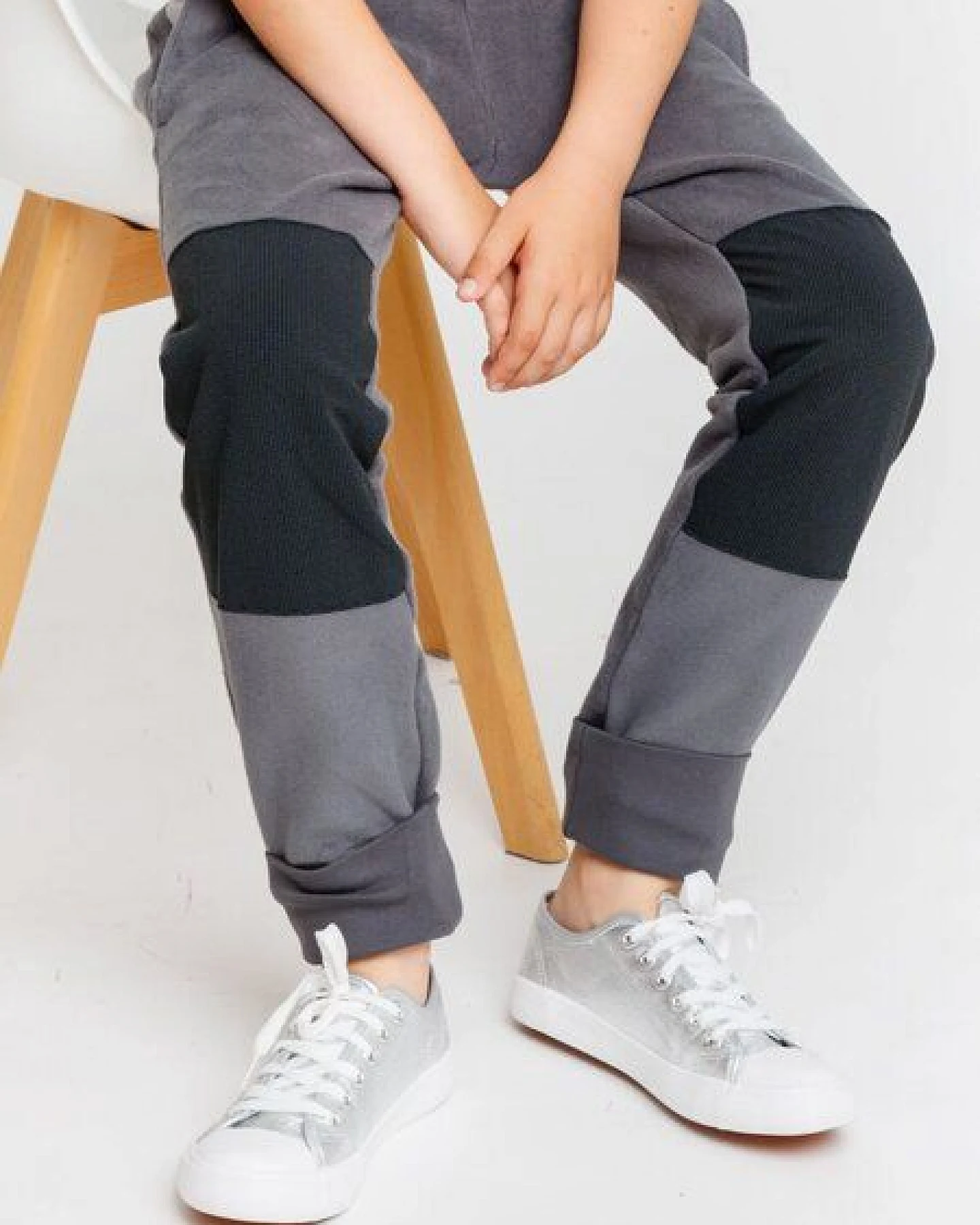 Babbily Verstellbare Fleece Hose mit robustem Knie - 100% Bio-Baumwolle – Ansicht 3
