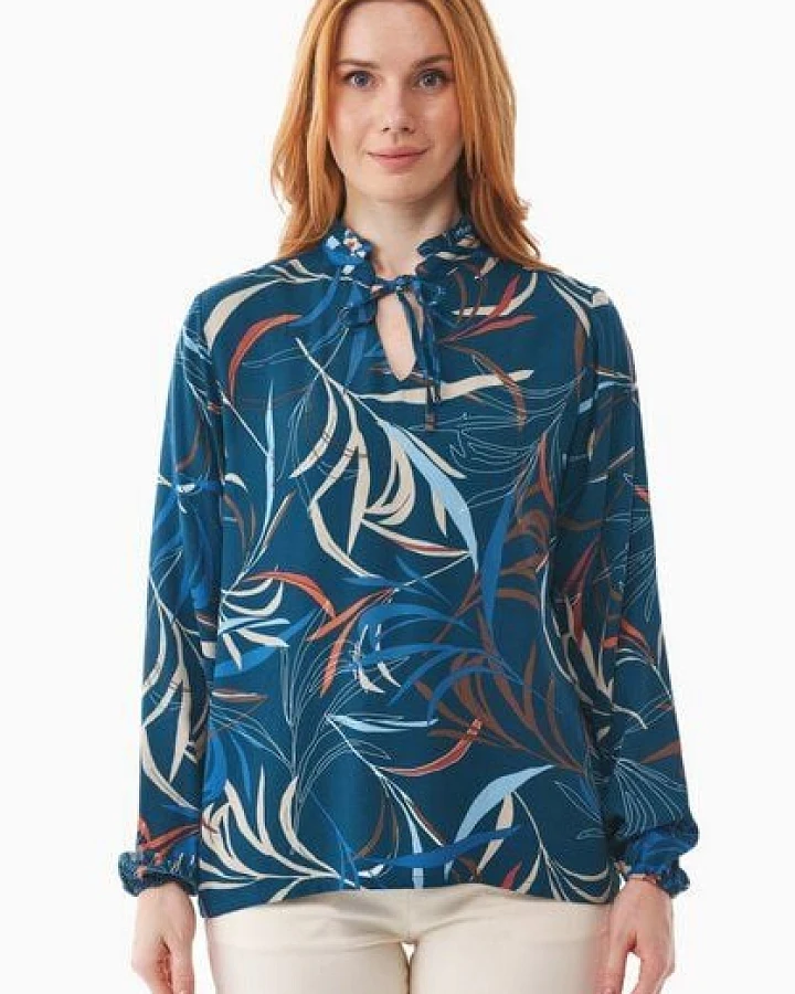 ORGANICATION Bluse aus LENZING ECOVERO mit Blattmuster