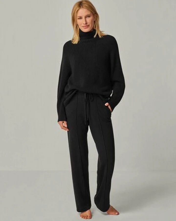YOU LOOK PERFECT Merino Loungewear Set „Strickpullover Eve & Strickhose Elisa"