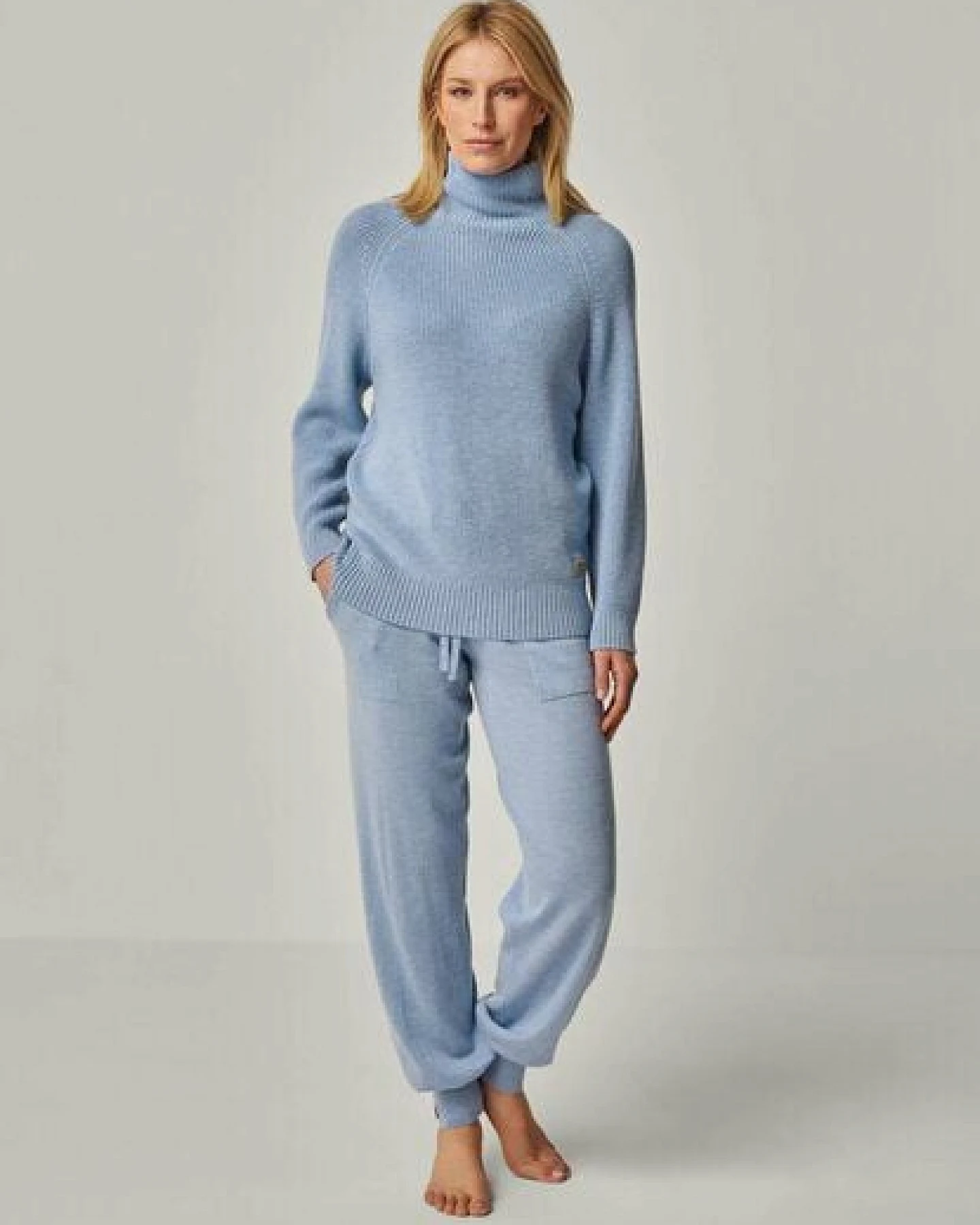 YOU LOOK PERFECT 100% Merino Rollkragenpullover "Eve" – Ansicht 4