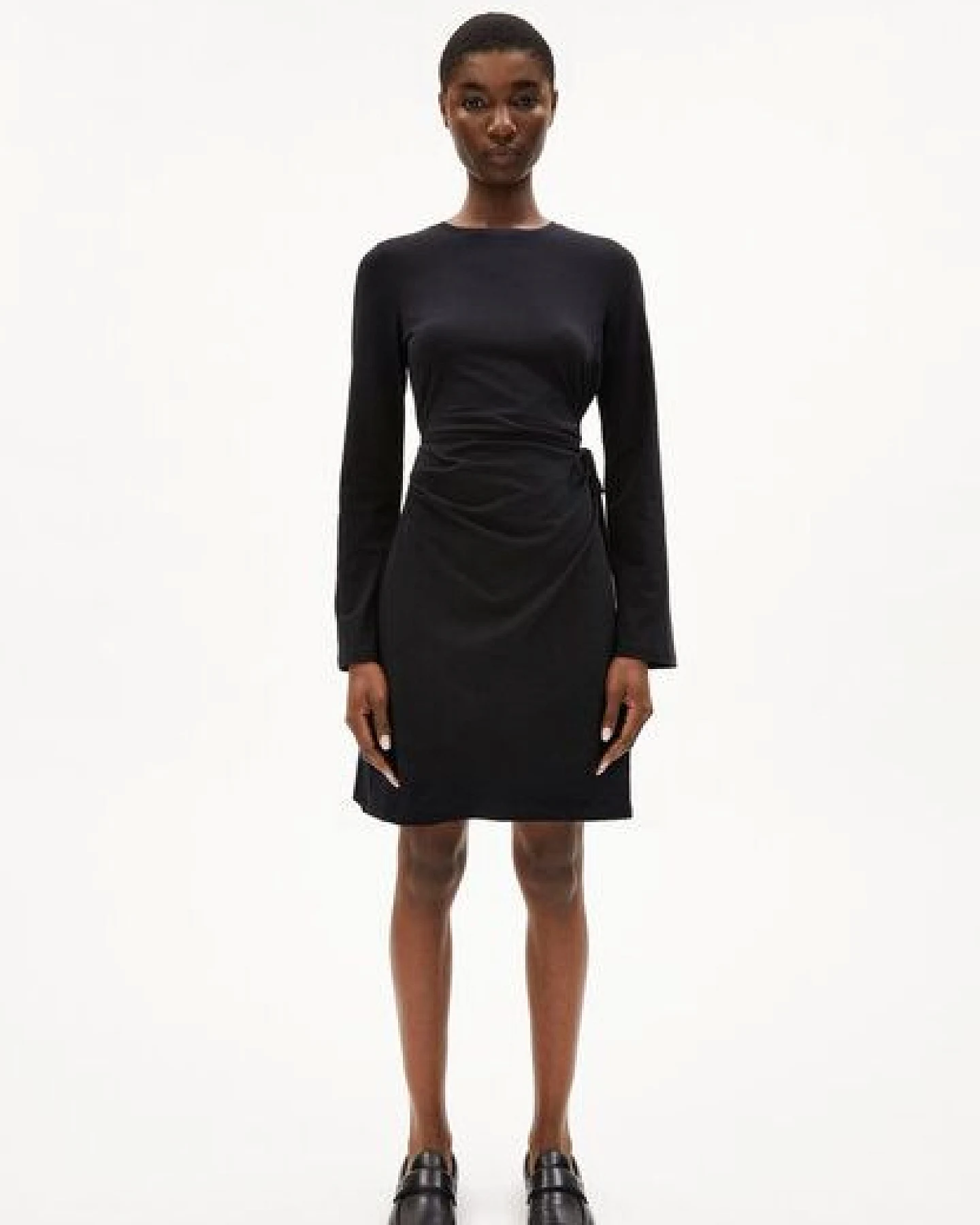 ARMEDANGELS CEETAA Damen Jerseykleid aus Bio-Baumwoll Mix – Ansicht 4