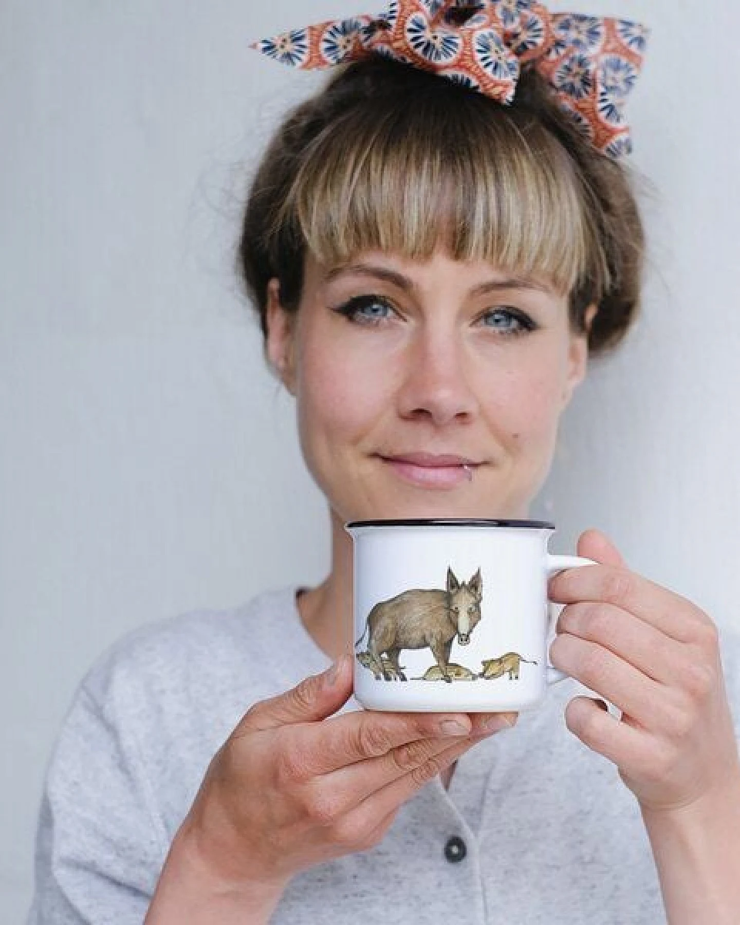 LIGARTI Keramiktasse – Wildschweinfamilie – Ansicht 4