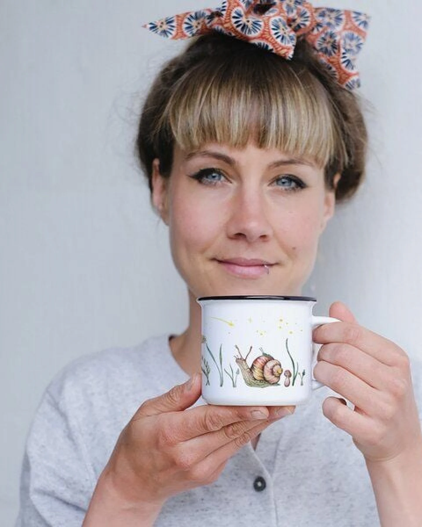 LIGARTI Keramiktasse – Sternengucker – Ansicht 4