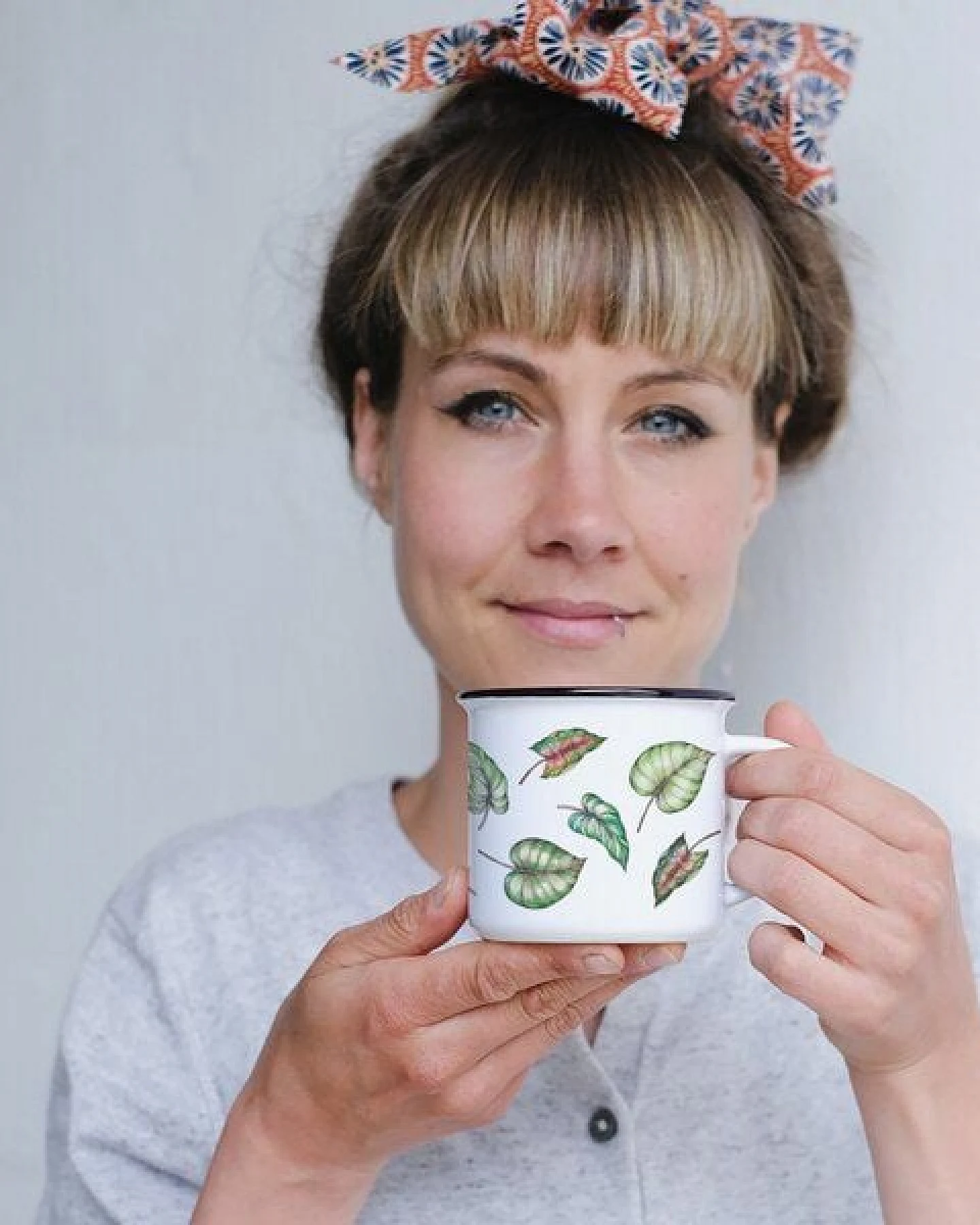 LIGARTI Keramiktasse – Blätter – Ansicht 4