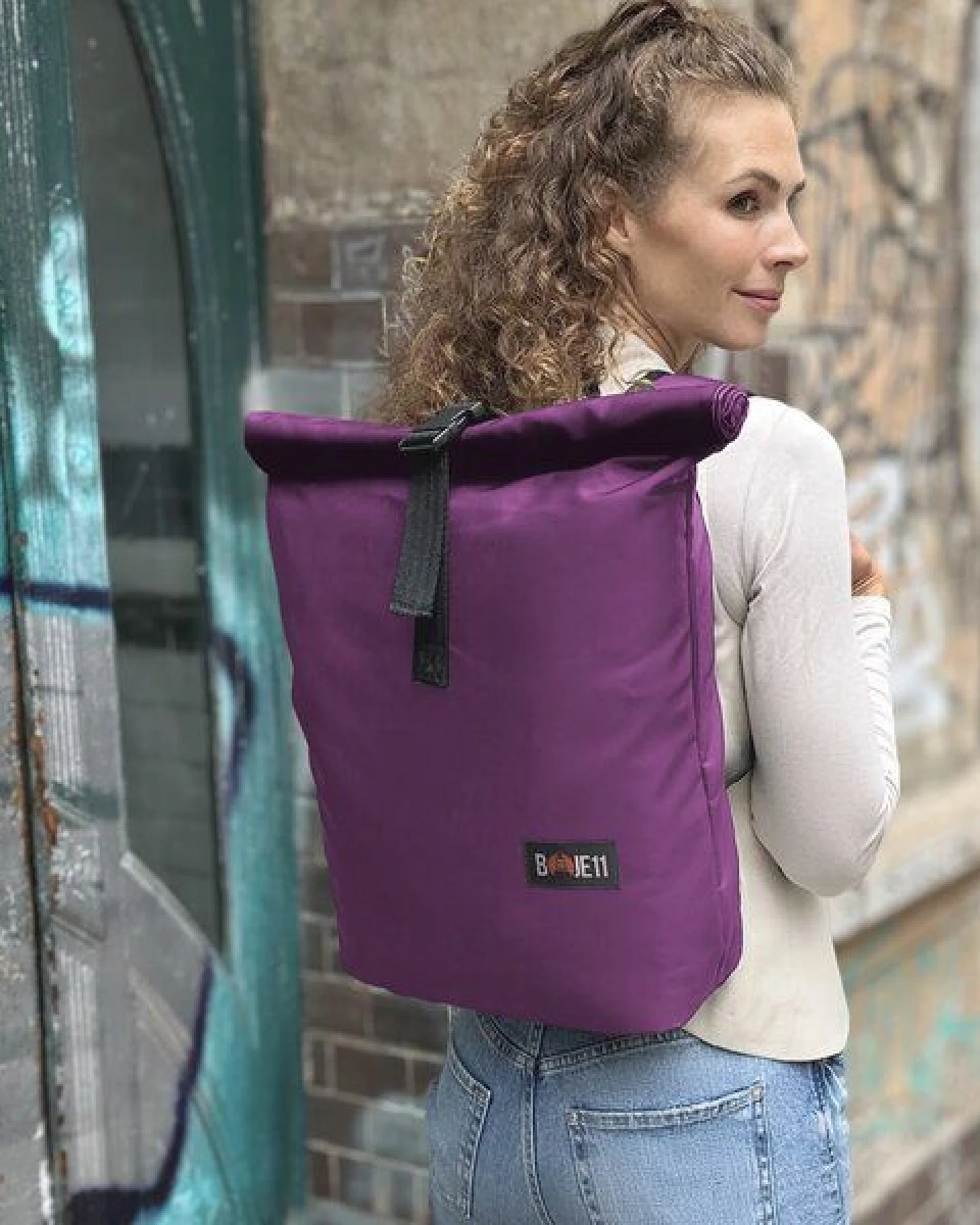 BOJE11 Rucksack aus alten Fischernetzen und recyceltem Plastik – Ansicht 2