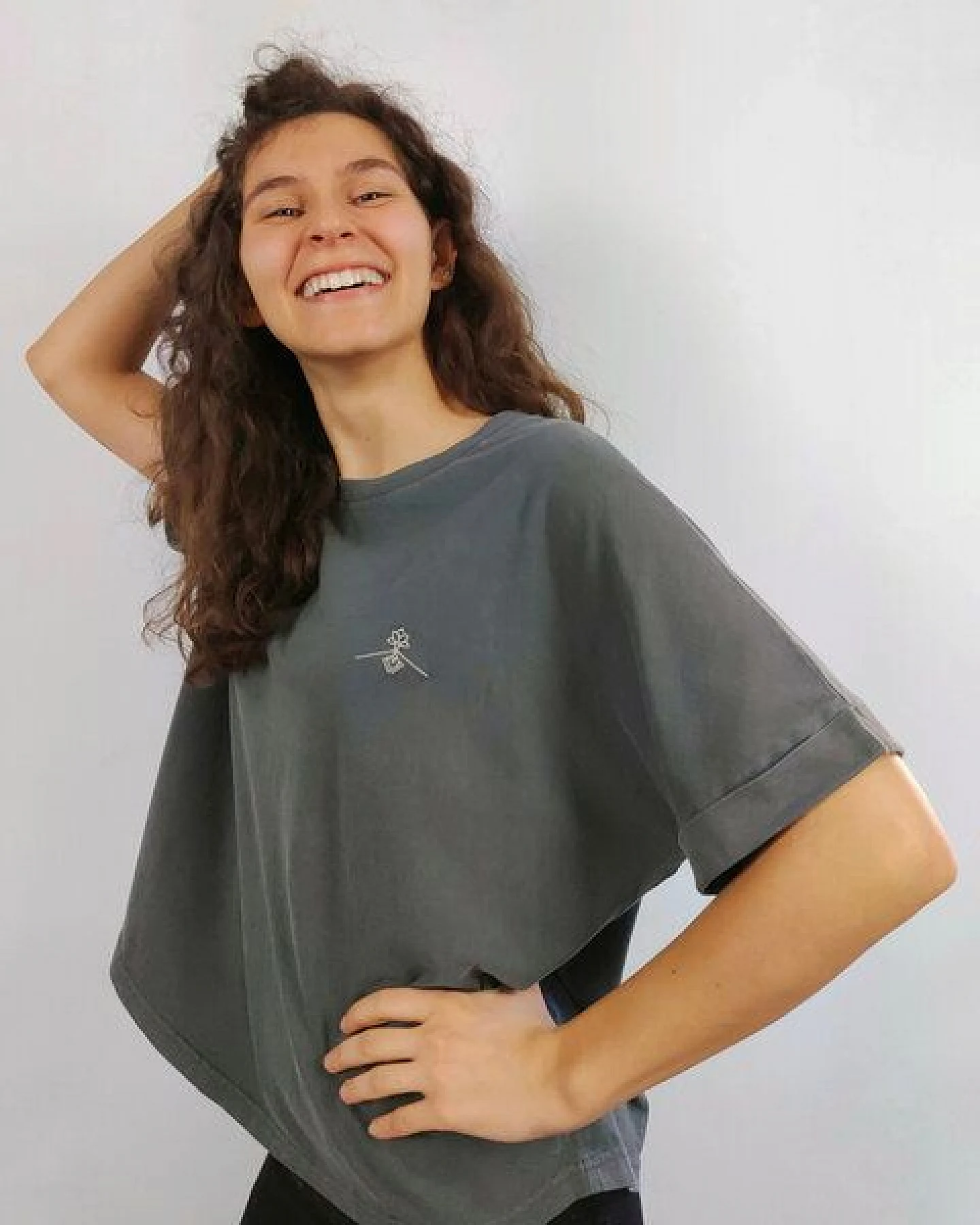 Greener Calendula T-Shirt mit Fledermausärmeln in Übergröße – Ansicht 3