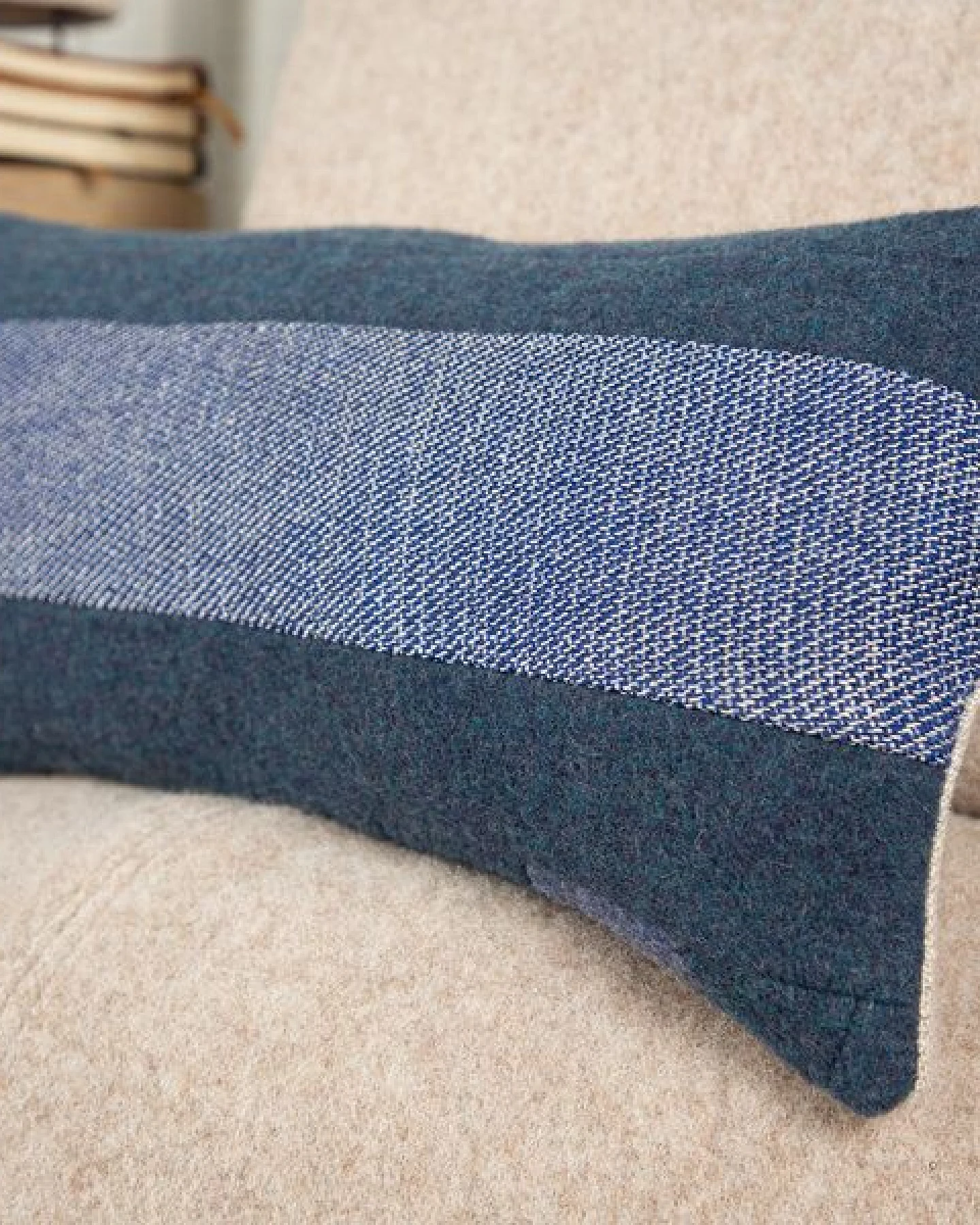 nahtur-design Rückenstützkissen aus Loden – Ansicht 3