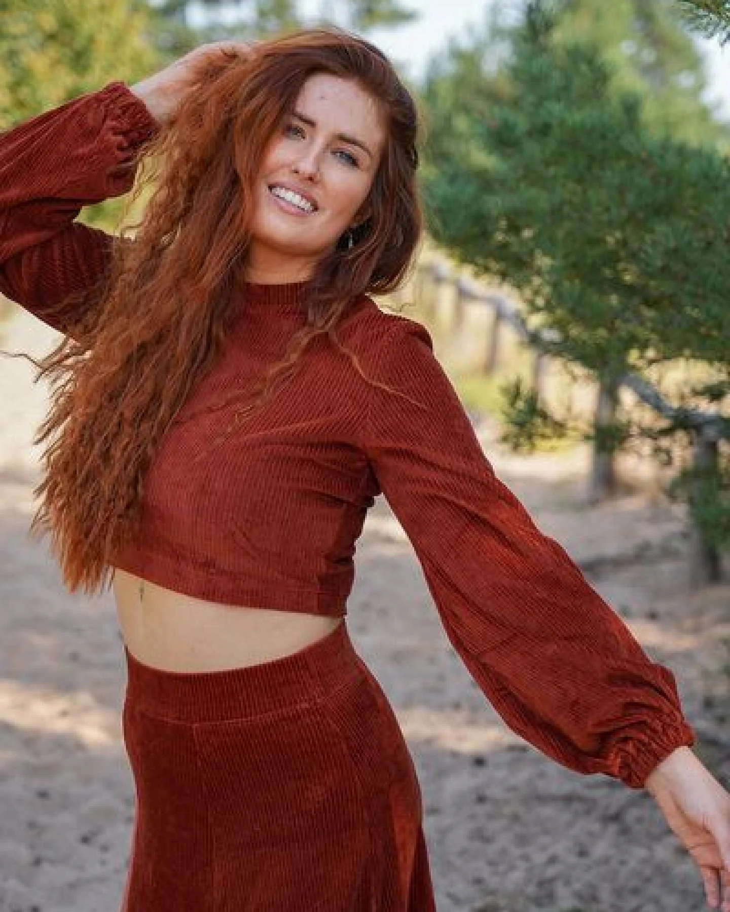 Vivien Joy Crop Cordpullover - Marleen Crop Pulli – Ansicht 3