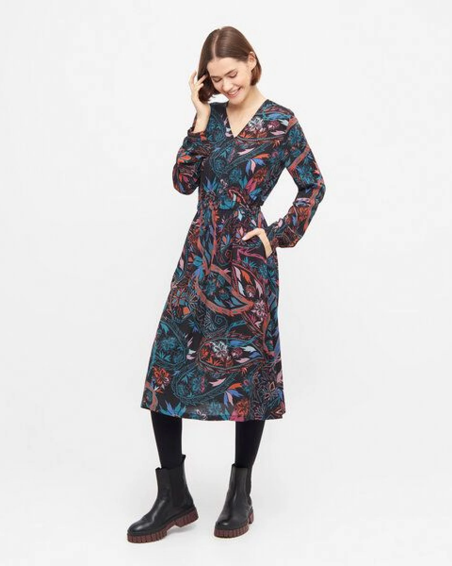 WiDDA berlin Midikleid mit Paisley Muster aus ECOVERO – Ansicht 3