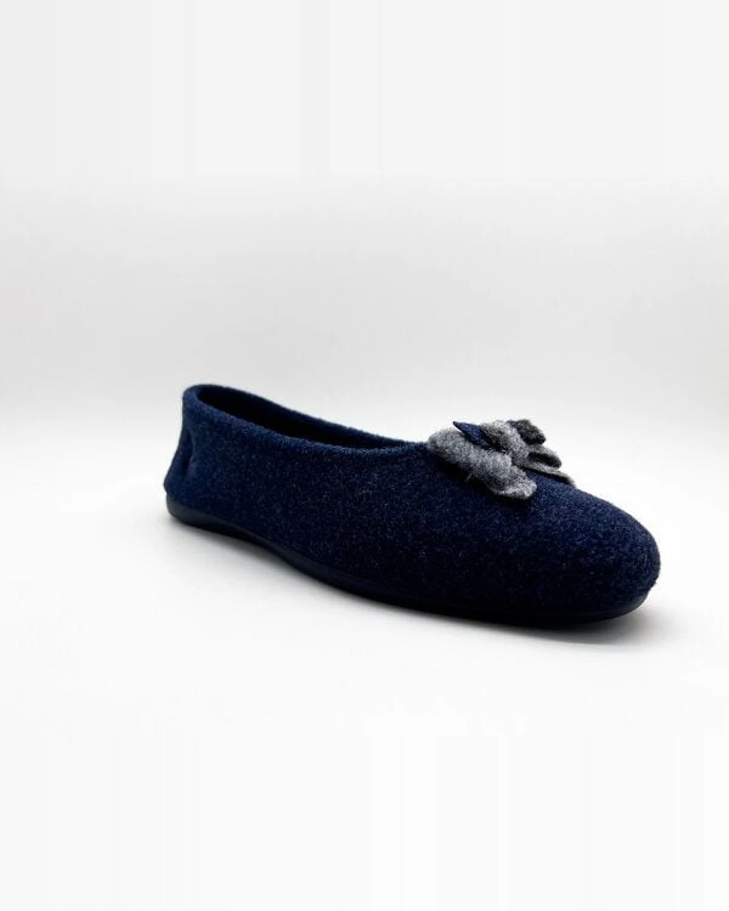 Veganer Hausschuh "thies ® Eco Bow Ballerina" aus recycelten PES, fair produziert – Ansicht 4