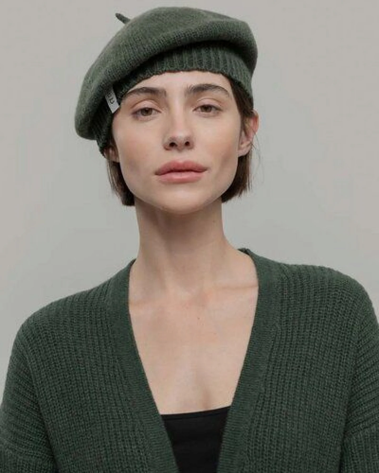 Rifò - Circular Fashion Made in Italy Woll Baskenmütze aus recycteltem Kaschmir Modell: Nicole – Ansicht 2