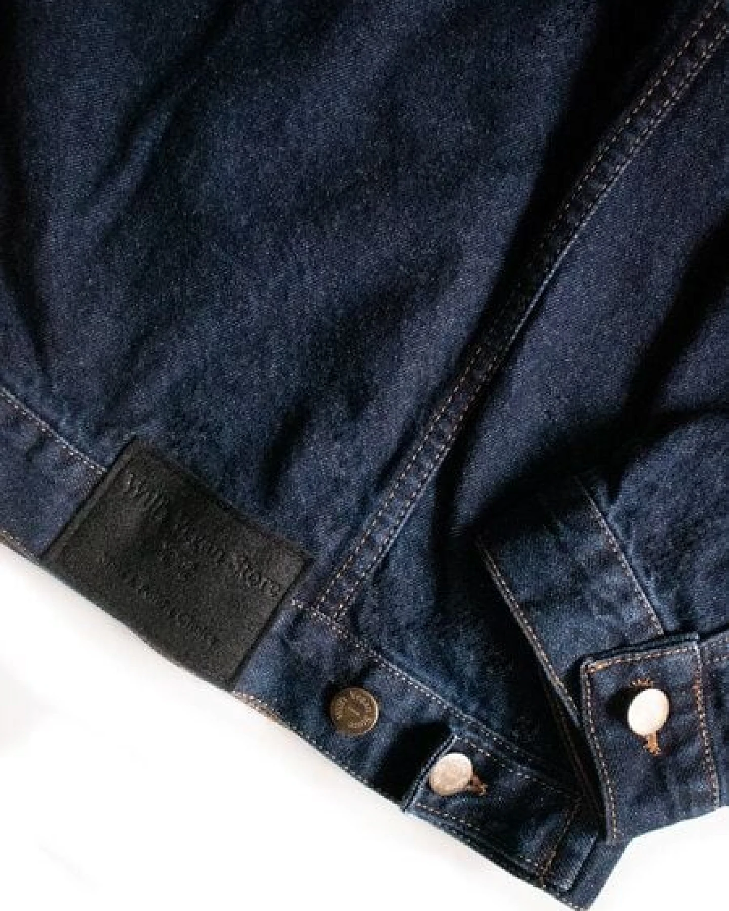 Will's Vegan Shop Recycelte Denim-Jacke Herren – Ansicht 4