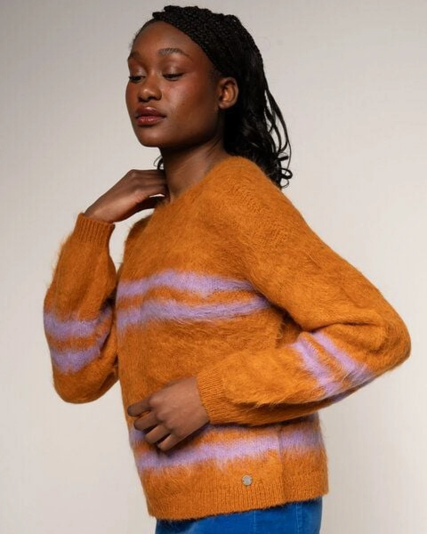 Alma & Lovis Flauschig gebrushter Pullover aus Alpakastrick – Ansicht 4