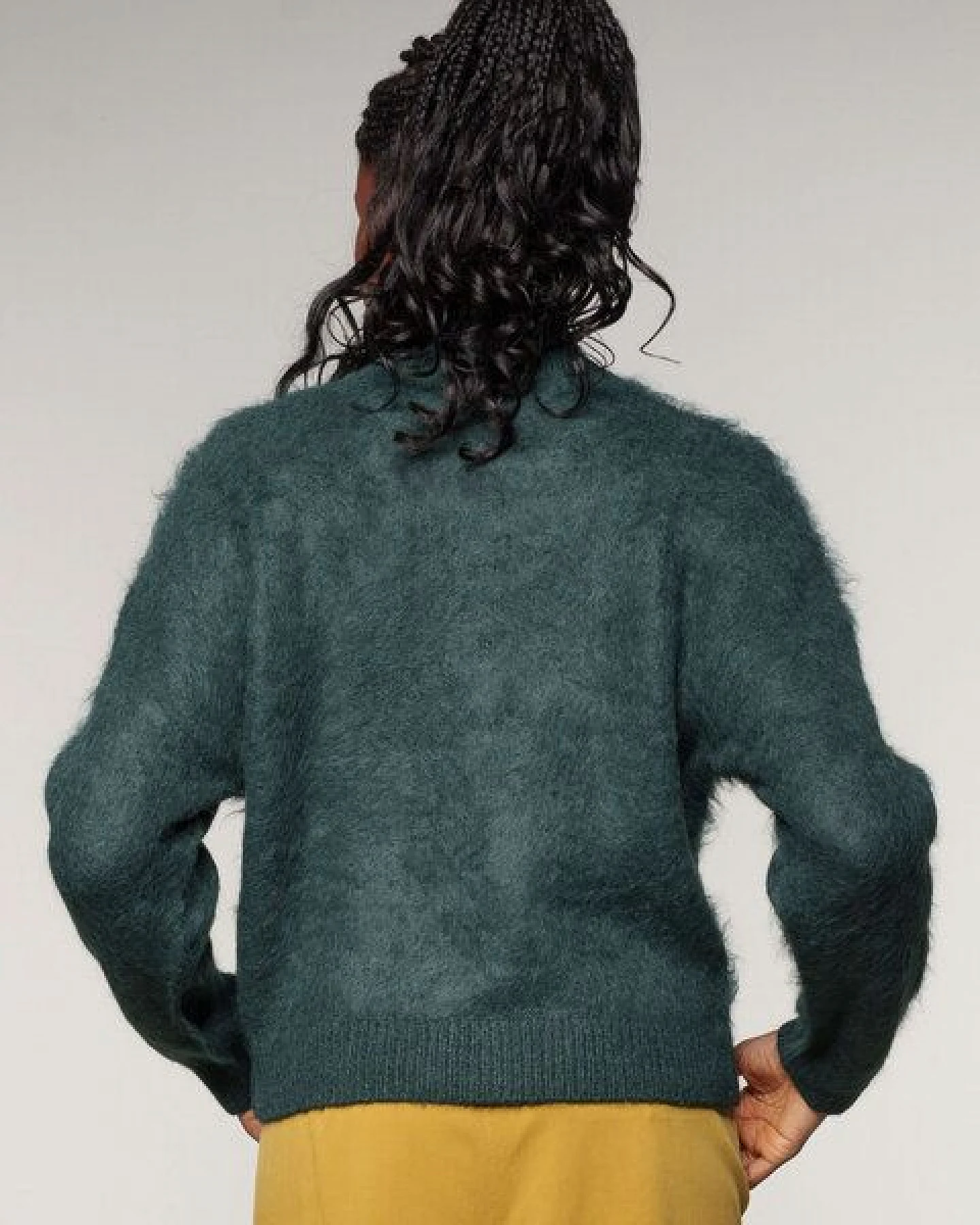Alma & Lovis Kuschelige Wohlfühljacke aus gebrushtem Alpakastrick – Ansicht 4