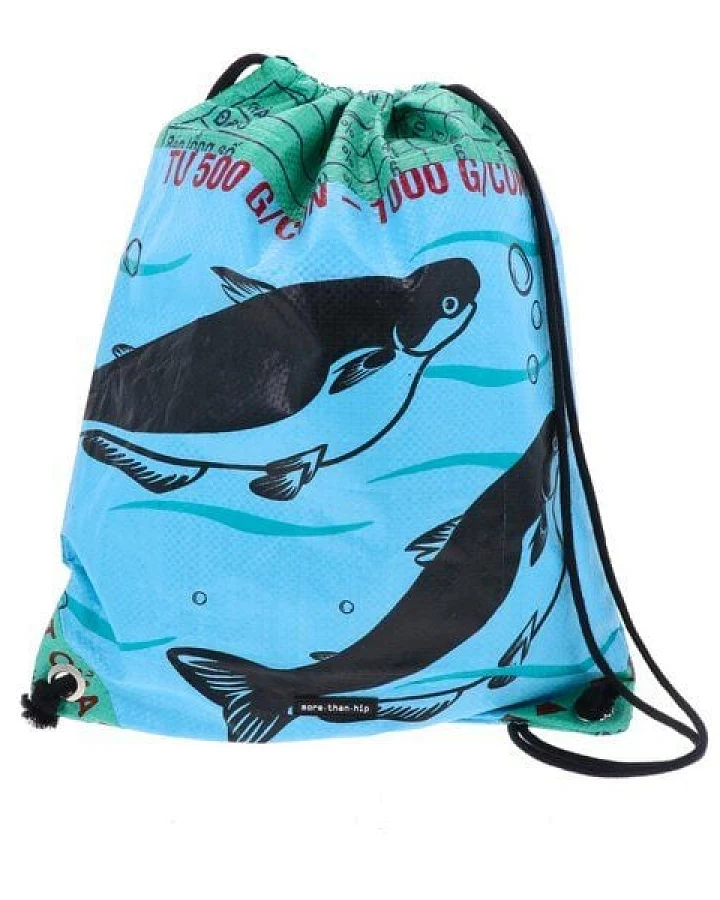 MoreThanHip Rucksack mit Kordelzug aus recycelten Fischfüttersäcken - Chenda