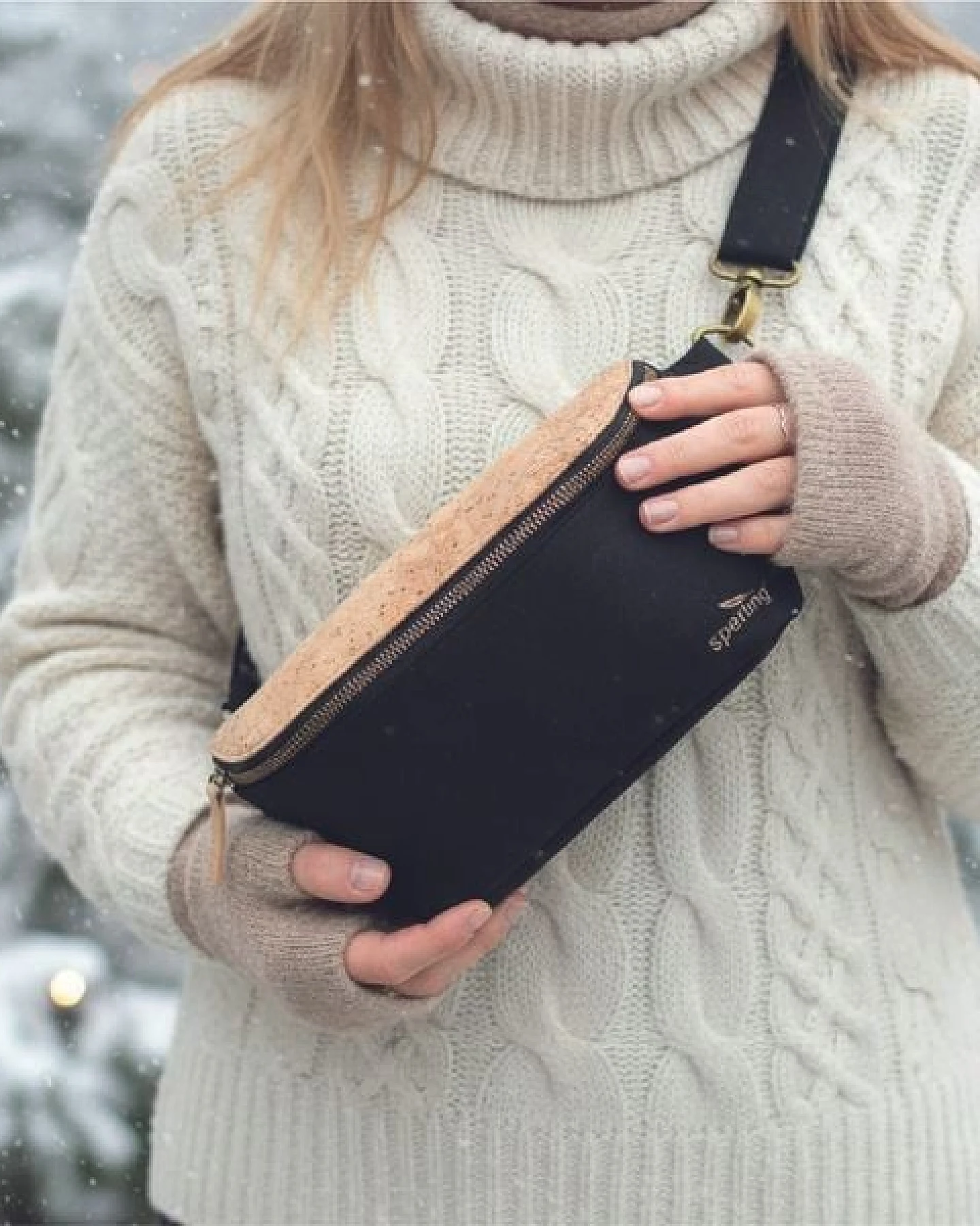 Sperling Bauchtasche "Casual" aus recyceltem PET & Kork mit Innenaufteilung – Ansicht 2