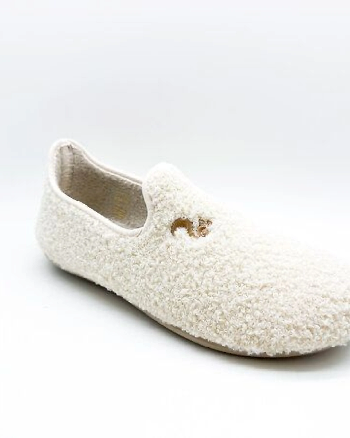 Veganer "thies ® Rec Teddy Closed Slipper" aus ultraweichem, recyceltem Fell – Ansicht 3