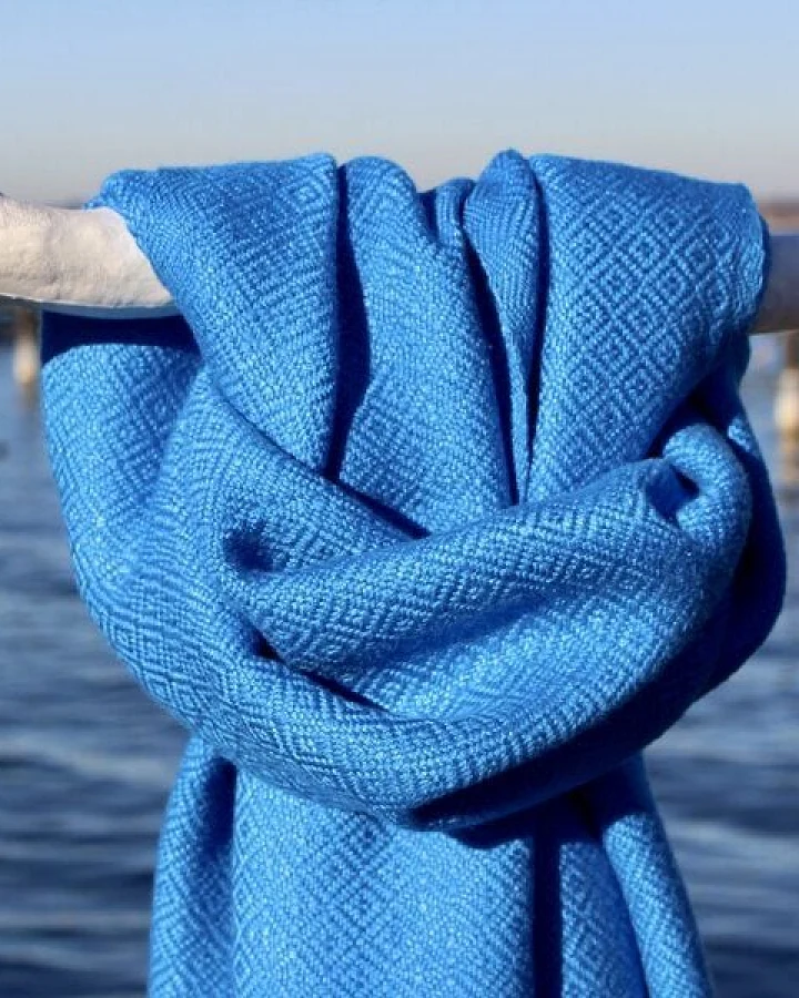 Blau