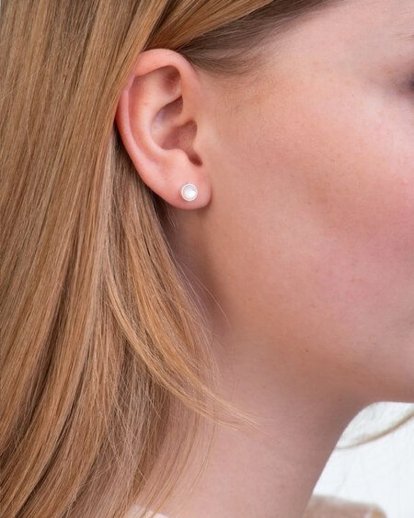 makou Jewelry Ohrstecker Makou Individuell - Perlmutt – Ansicht 3