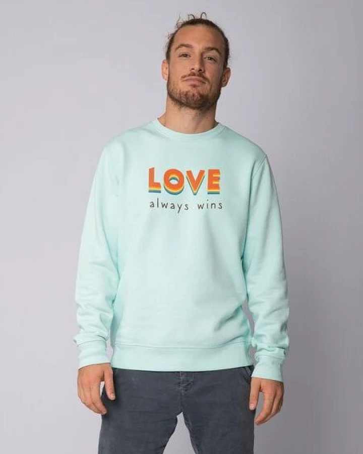 watapparel Sweatshirt Unisex Love always wins